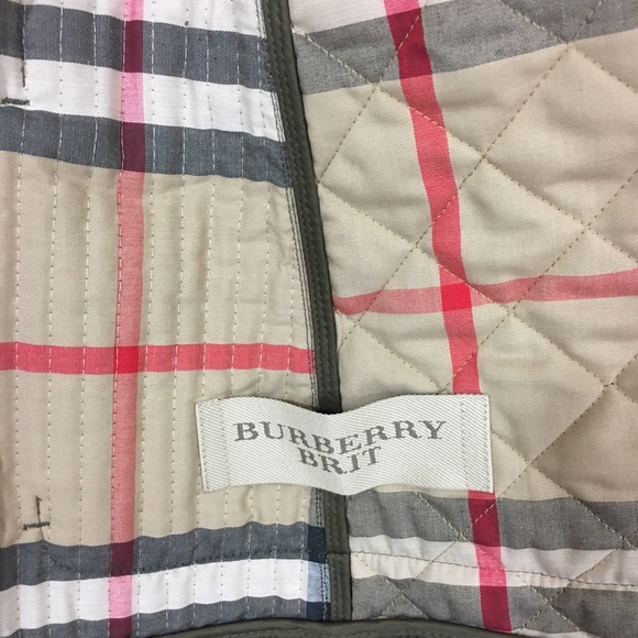 SOLD Burberry Willsmore Jacket in Olive - Picture 5 of 8